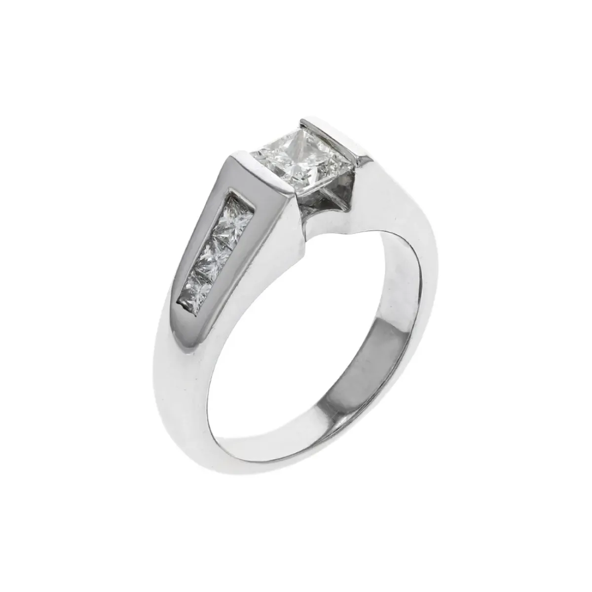 Josephs Jewelers Estate>Estate 14K White Gold Princess Diamond Engagement Ring