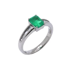 Josephs Jewelers Rings>Estate Platinum Emerald and Diamond Ring