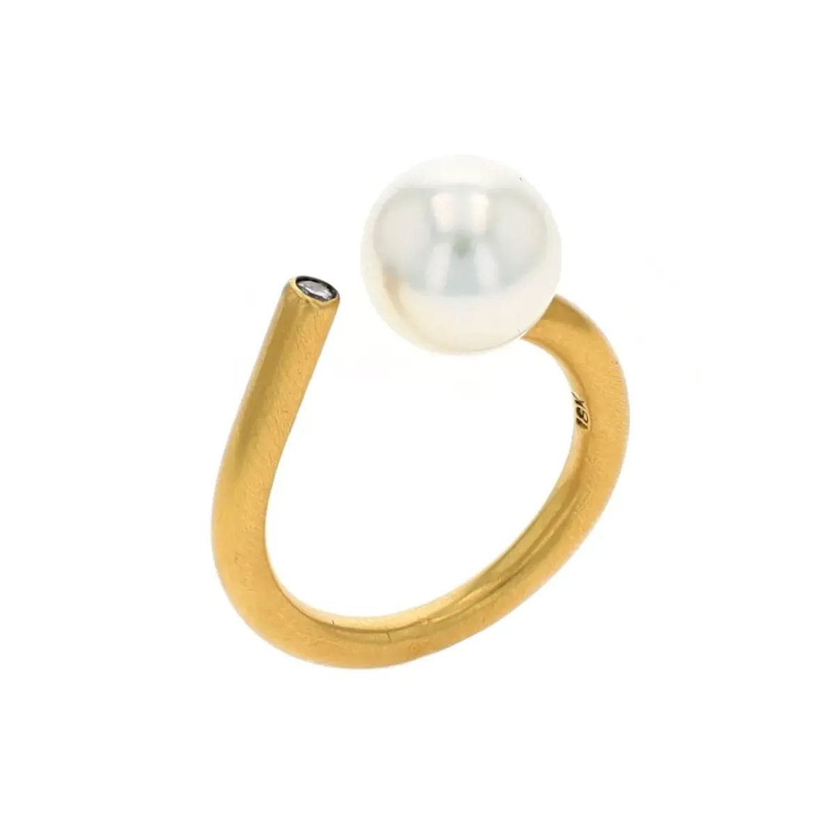 Josephs Jewelers Rings>18K Yellow Gold Pearl and Diamond Ring