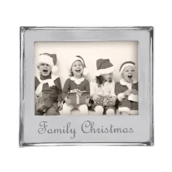 Josephs Jewelers Home Décor>Mariposa – “Family Christmas” Signature 5×7 Frame